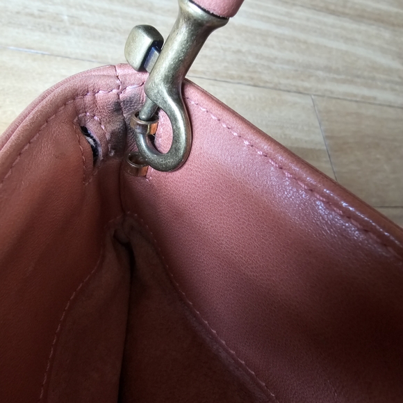 Bottega Veneta Intrecciato Leather Handbag Coral *FLAWS* - Picture 8 of 16